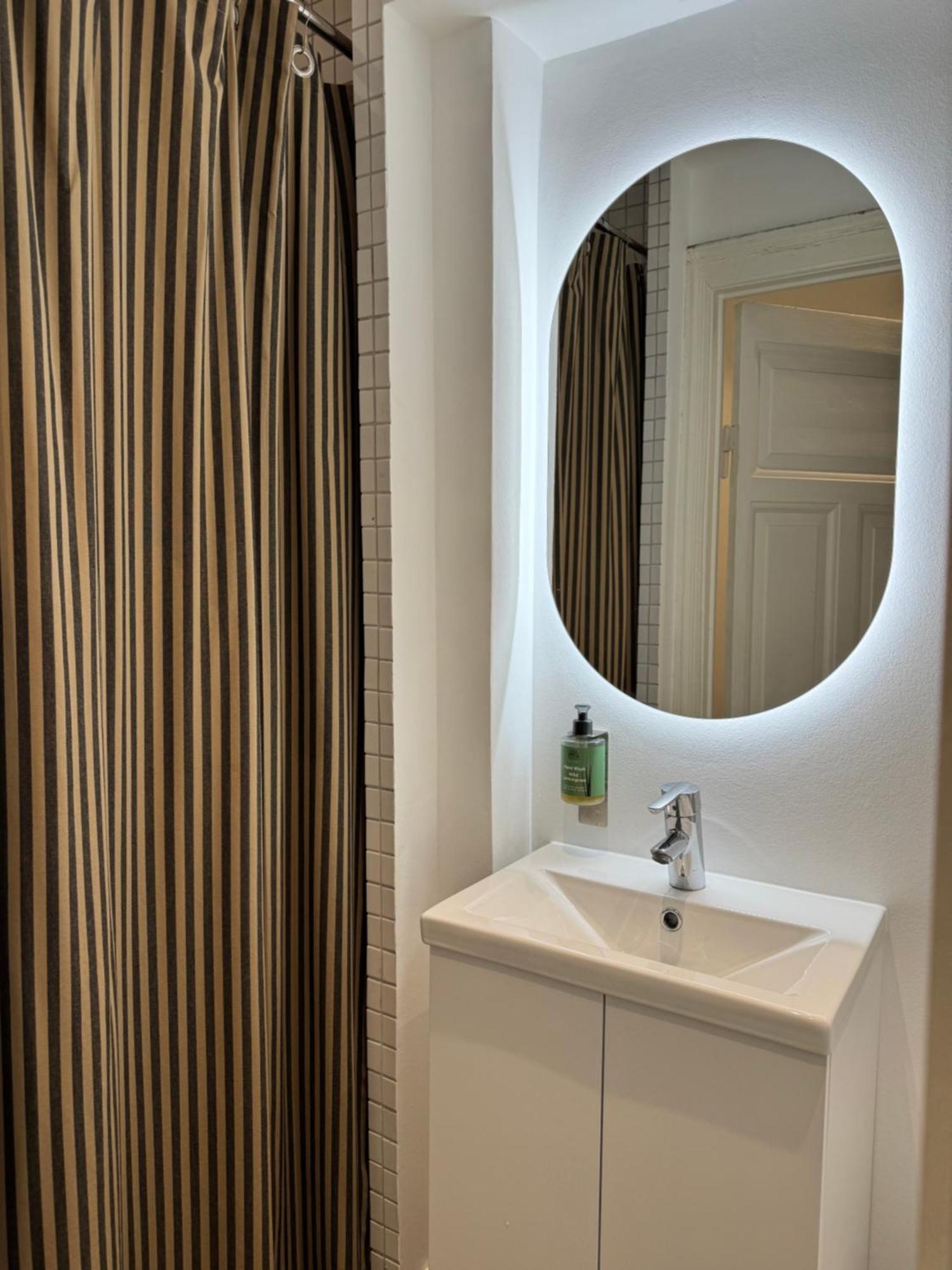 Luxury In Trendy Vesterbro Apartamento Copenhague